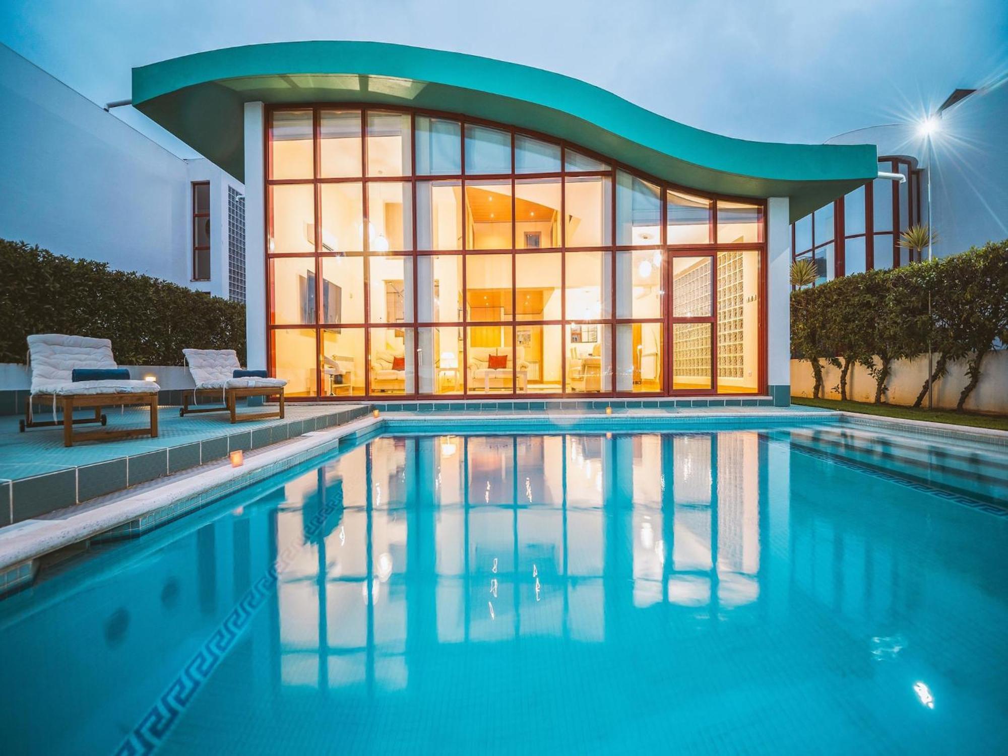 Superb Villa, Private Pool Villa Albufeira