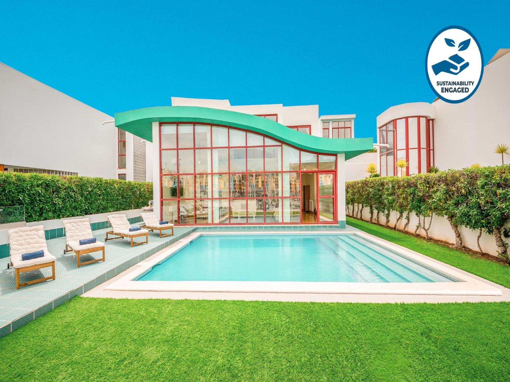 Superb Villa, Private Pool