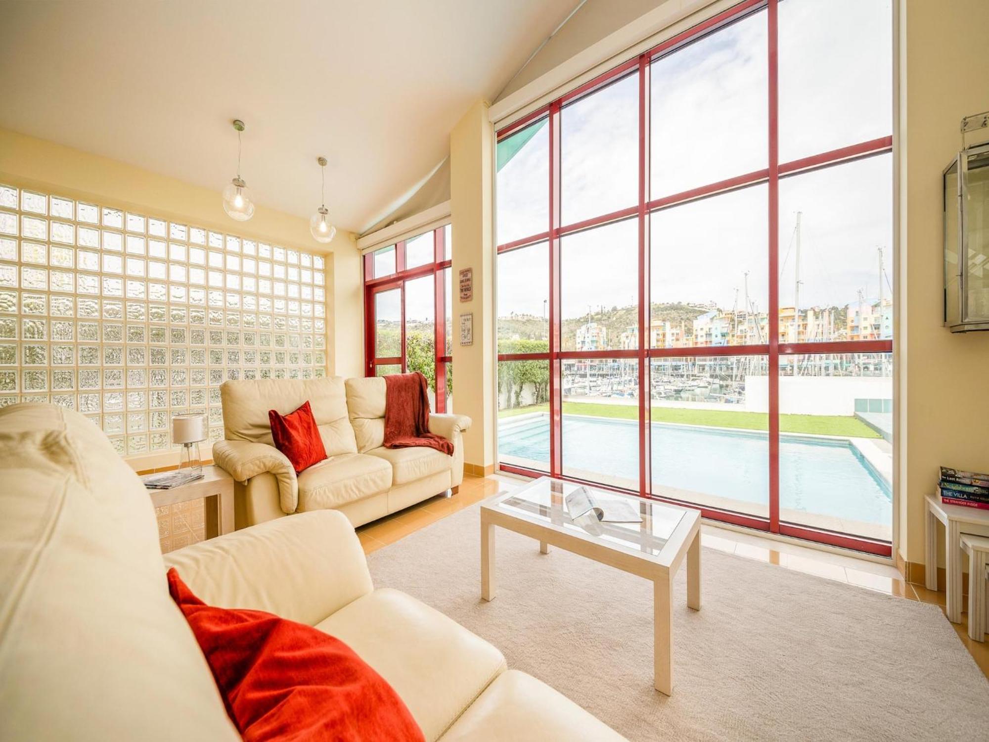 Superb Villa, Private Pool * Albufeira